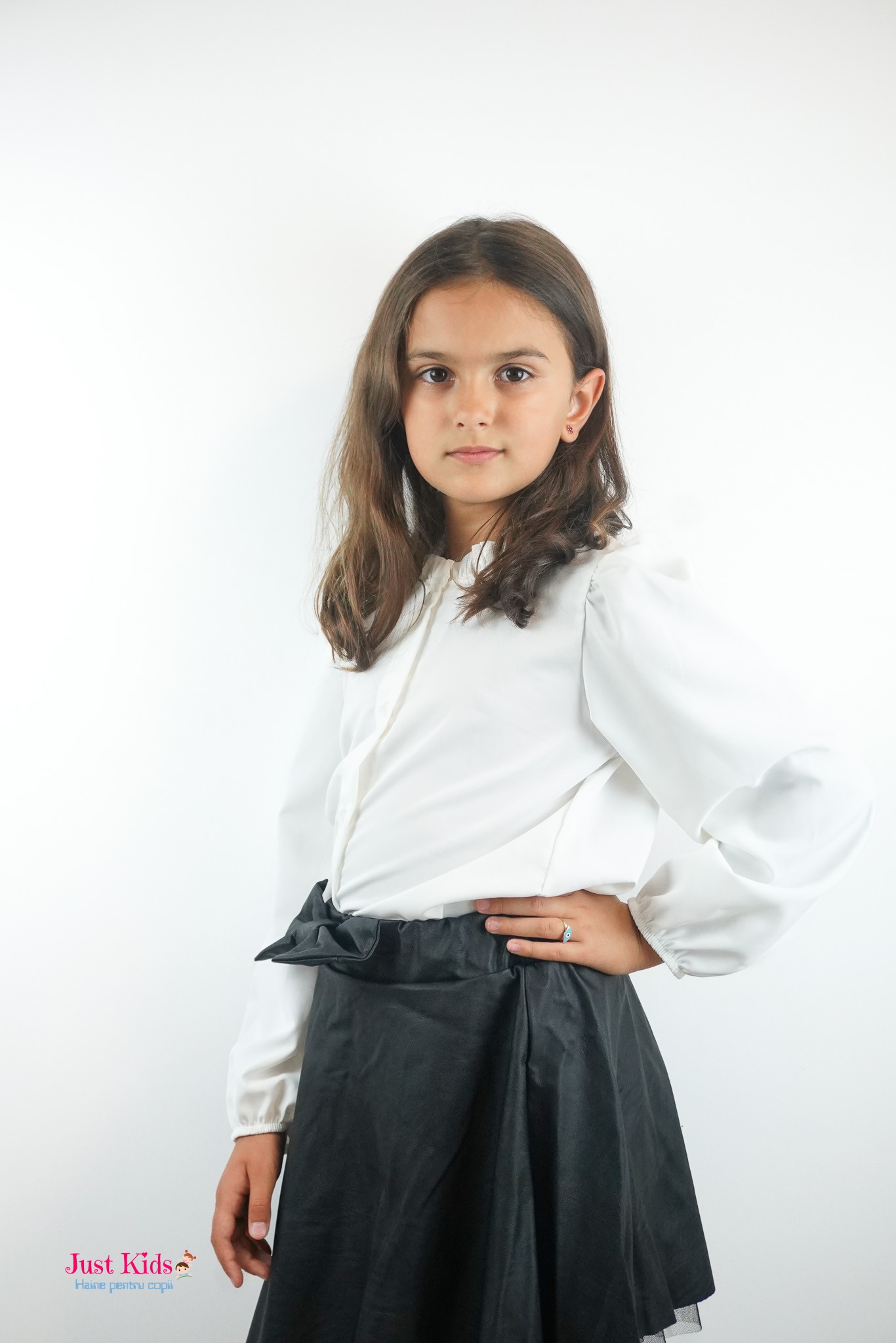 Cămașă de mătase cu volănașe, Albă, 4-14 Ani